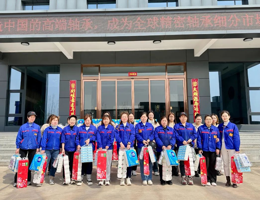 女性的力量 從不渺小一一鴻元的女神們節(jié)日快樂！